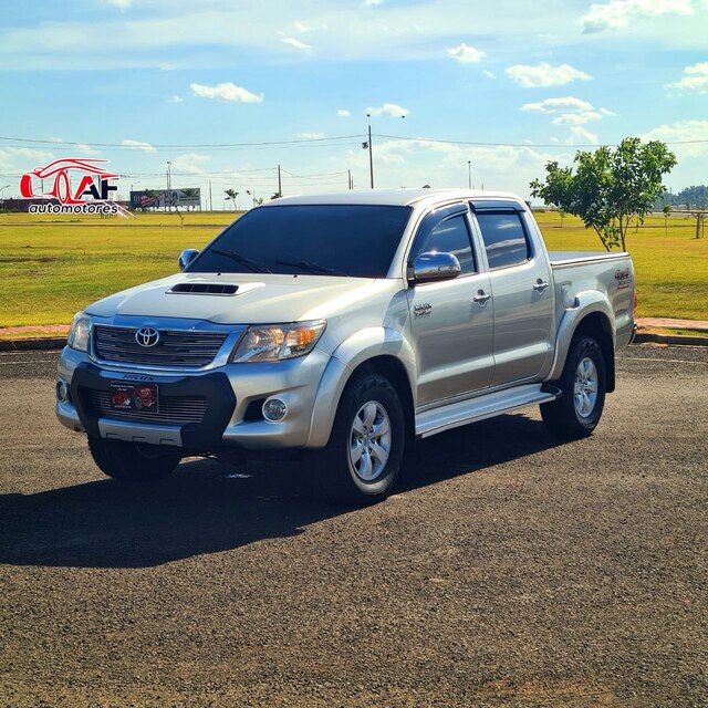 Toyota Hilux Aut 4×4 2012